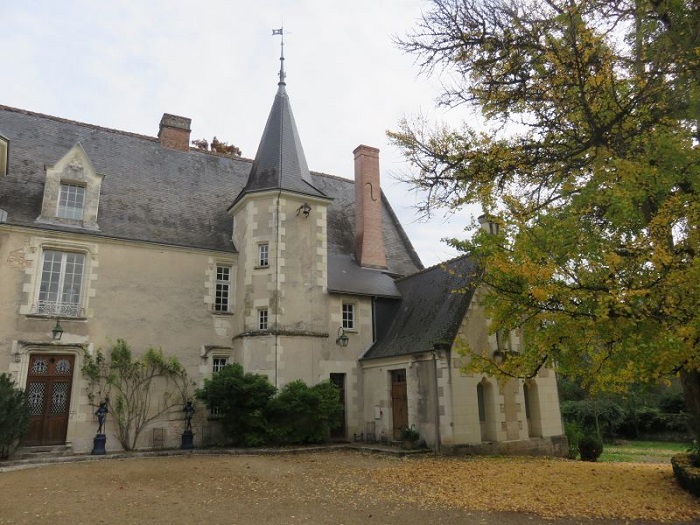 achat vente Château de Prestige a vendre  classé MH en parfait état , dépendances, maison de gardien Tours  à 17 km, 1h30 Paris (TGV) INDRE ET LOIRE CENTRE
